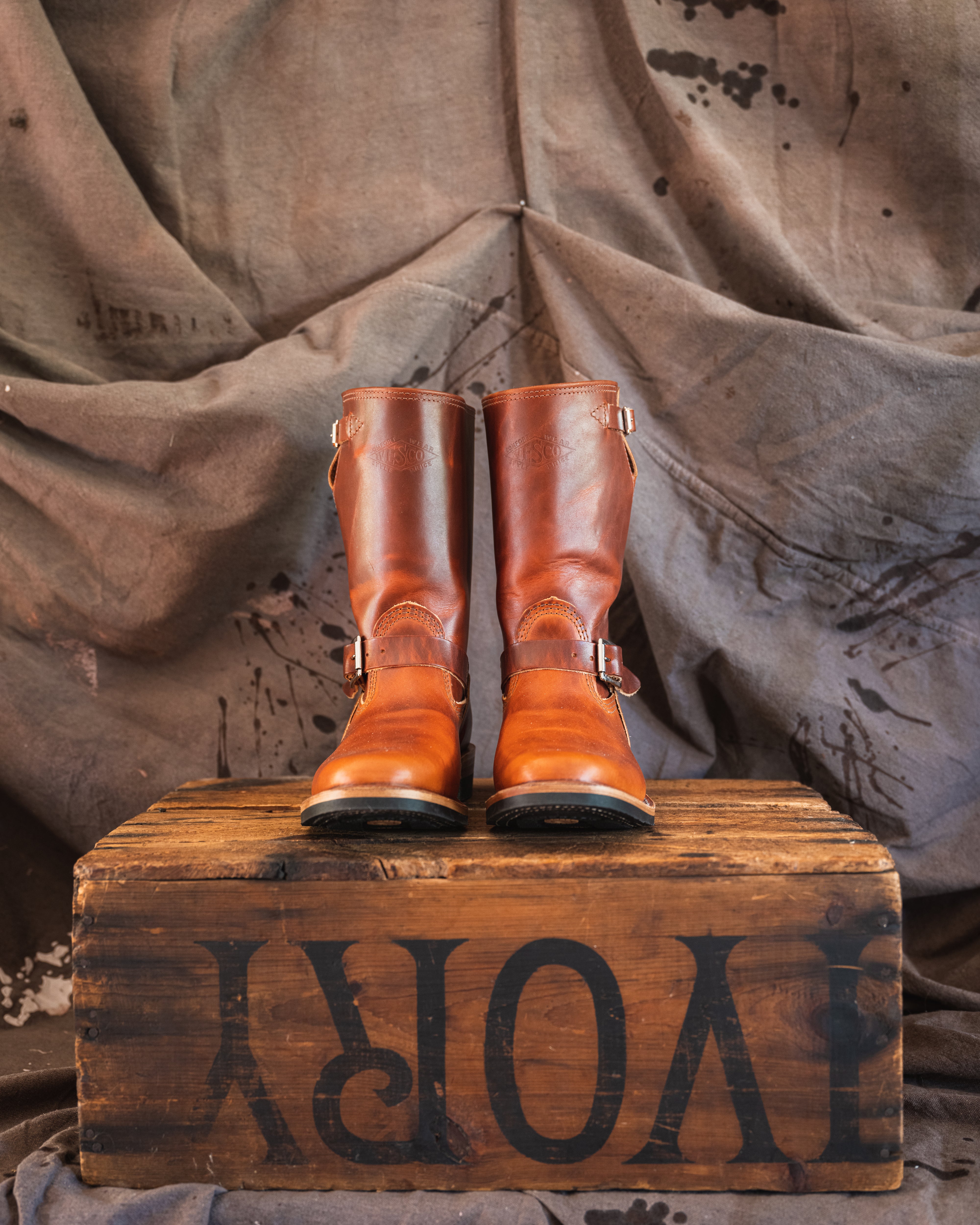 靴 MISTER GENTLEMAN ORPHIC WESTERN BOOTS Wesco Mister Lou - Wickett and Craig Tan Latigo – Baker's Boots